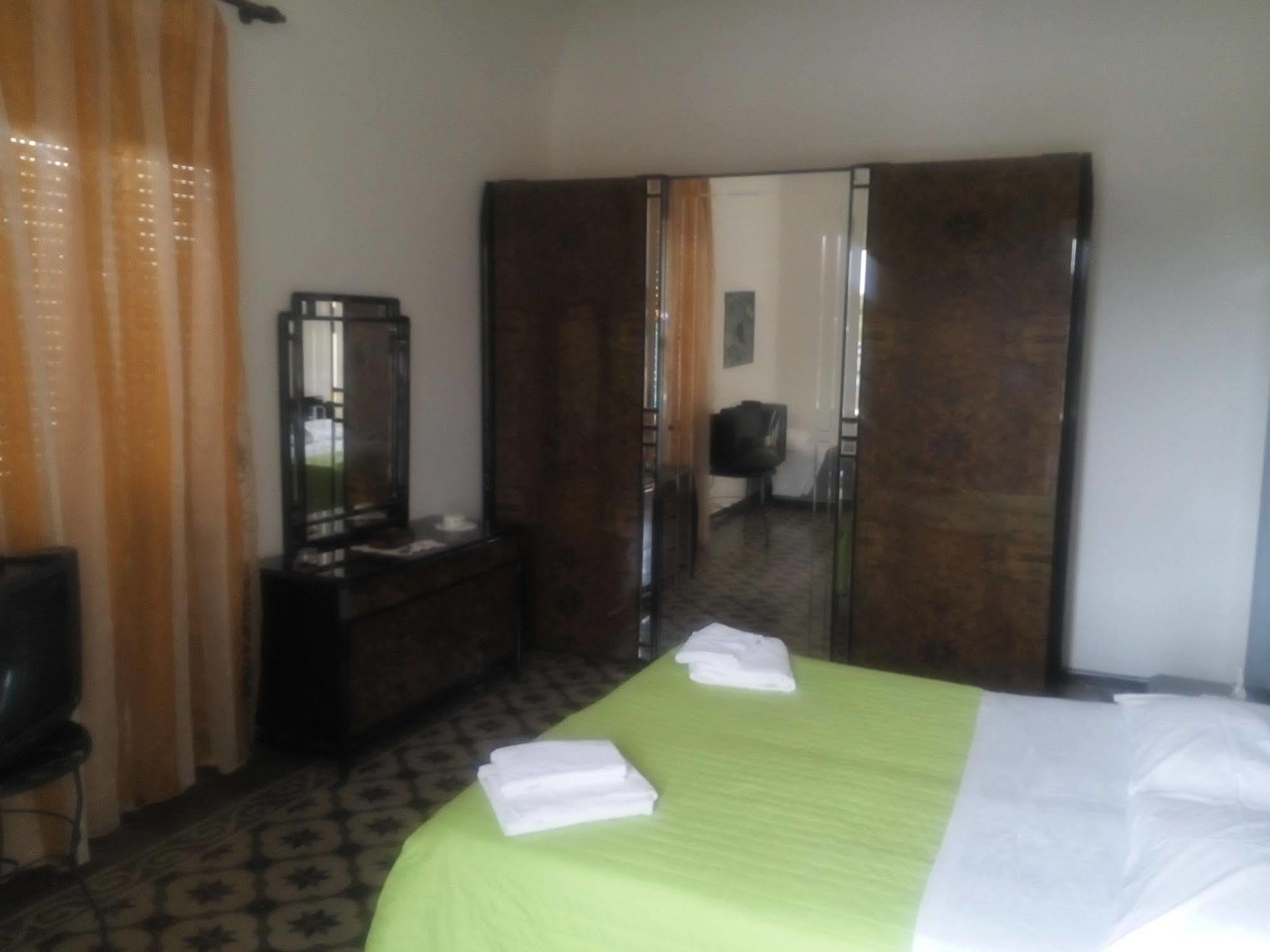 Hotel Il Casale Milazzo Zewnętrze zdjęcie